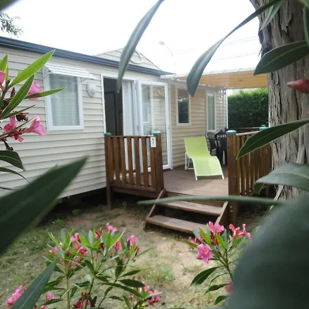 Campsite Les Acacias Frejus